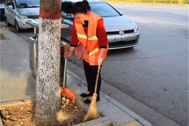 "兒媳,我住兒子家才半個月,你就讓我走?" "媽,我娘家有錢"