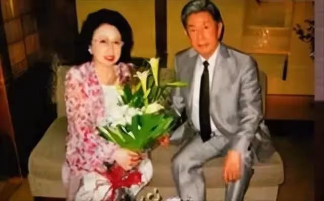 守護病妻四十載,臨終卻迎娶「白月光」,大島茂晚節不保引爭議