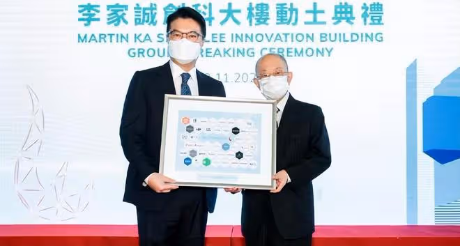 徐子淇接手李兆基的千億帝國,低調素樸打扮溫柔如水