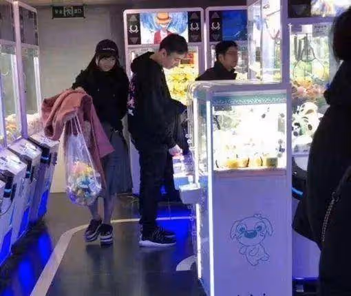 國外純欲宅男女神,曾是王思聰緋聞女友?這身材絕了