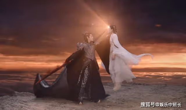 《長月燼明》看了黎蘇蘇的身世，才知她為何是殺魔神的命定之人