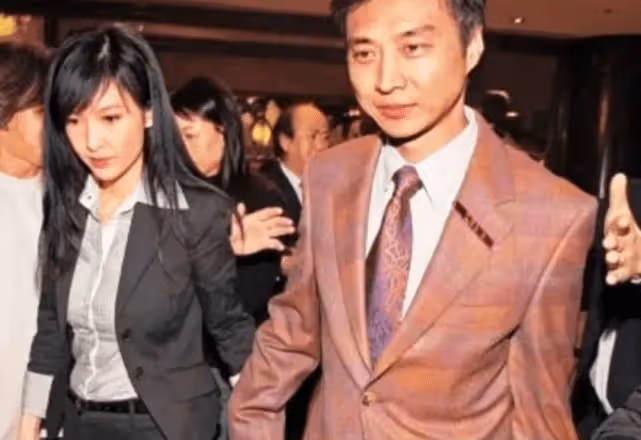 周慧敏疑似闢謠離婚傳聞 老公連續出軌8次都選擇原諒 女神為何這麼能忍?