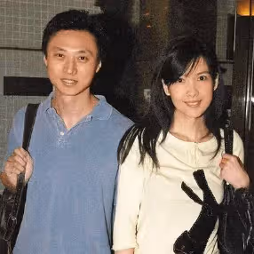 周慧敏疑似闢謠離婚傳聞 老公連續出軌8次都選擇原諒 女神為何這麼能忍?