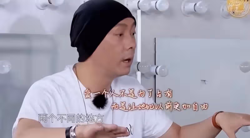 膝下無子女,每月見一次,張衛健和張茜的婚姻,有多少人難理解?