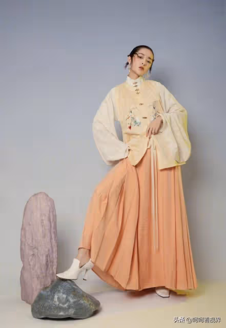 徐嬌：最後一個星女郎，她現在長這樣