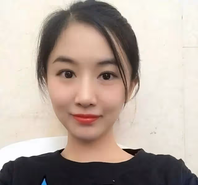 翟欣欣與多名男子聊天記錄曝光,她的道德底線,遠低於你的想像