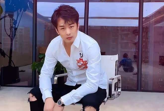 辛巴怒懟崔校長割韭菜不是教人賺錢,崔校長反擊:你坑死多少廠家