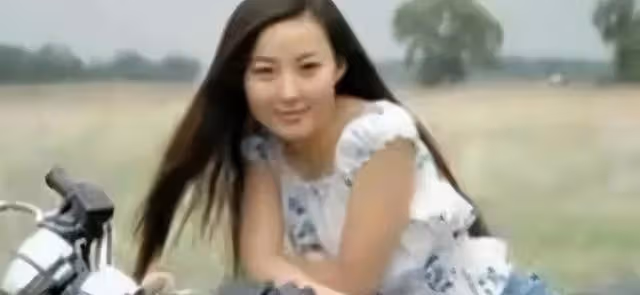 職業情婦盧嘉麗：被多名高官共享，涉案數百億捲款潛逃！至今未歸