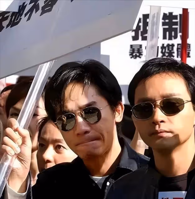 大瓜！被「扒光售賣」的女星不止景甜，盤點內娛里骯髒「潛規則」