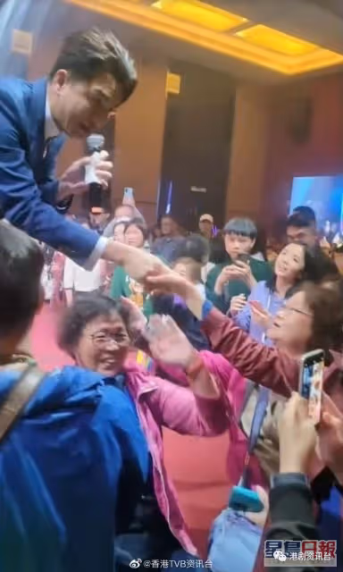 TVB當紅一哥賺老婆本惠州登台！旅行團收$850仲要和大媽合照？