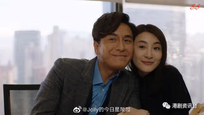 法言人｜林夏薇獲封「最美女律師」 遭紅酒照頭淋致眼睛發炎