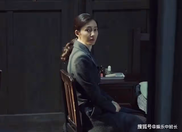 《無間》鋼琴師終於露面，見到花向雨竟喊女兒！