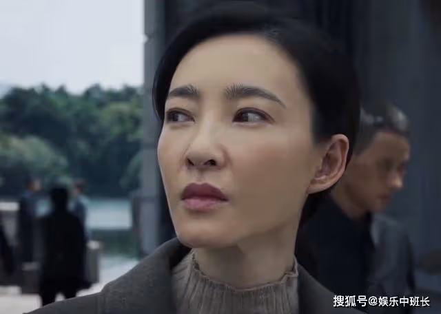 《無間》鋼琴師終於露面，見到花向雨竟喊女兒！