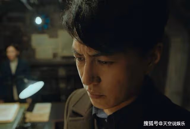 《無間》閃官死前坦白一切，花向雨和陸風竟是兄妹！實在太狗血