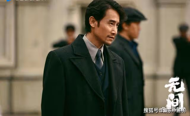 《無間》潛伏已久的青衣，3個細節暴露其身份，一開始就在陸風身邊