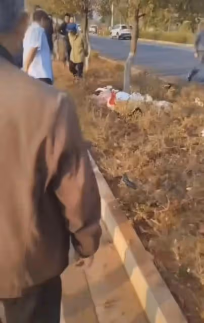 倆00後網紅騎機車身亡現場慘烈,最小僅16歲,曾對勸誡網友爆粗口