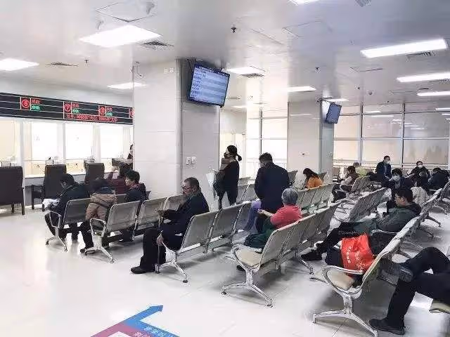 岳母把拆遷款全給小舅子,她生病要我出15萬,我拒絕:找你兒子