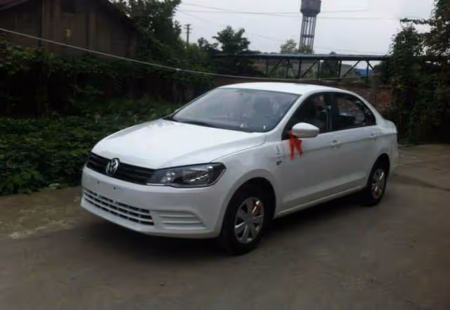 兒媳,把車賣了還債吧!媽,車是我爸媽陪嫁給我的,休想