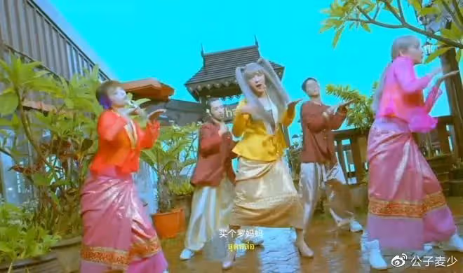 「多人運動」男星的瓜！瘋得不像正常人