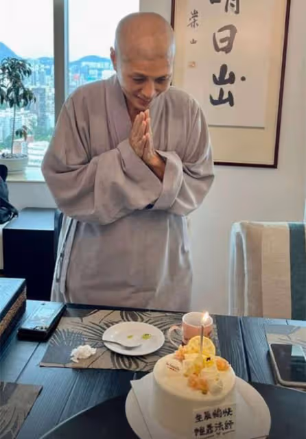 曾志偉生日眾星雲集,63歲女星出家9年罕露面,慈眉善目氣質大變
