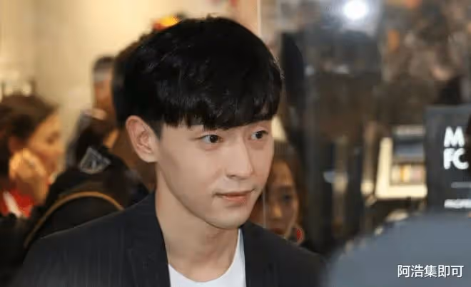 離開一年多之後，劣跡藝人鄧倫現狀曝光，身形消瘦了很多