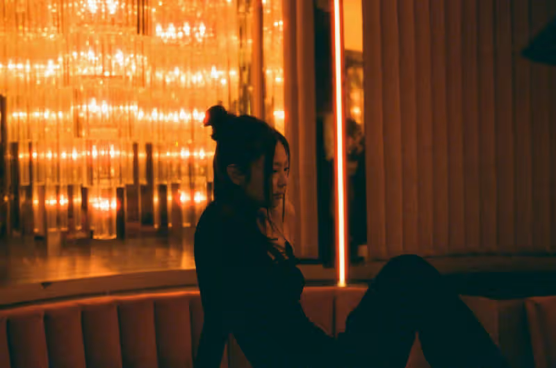 Jennie秀出好身材，優美背部曲線吸睛，網友：不懼懟臉拍的顏值！