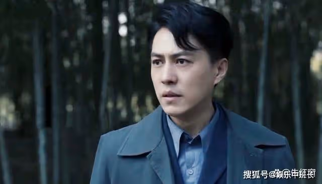 《無間》看到閃官扔下一張照片，才知花向雨的結局讓人淚目