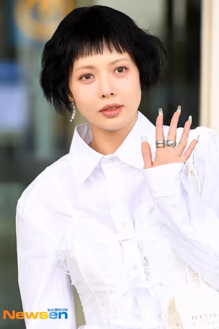 金曉鍾直言,泫雅還是我愛的人,解釋獲贈價值20億韓元公寓的傳聞