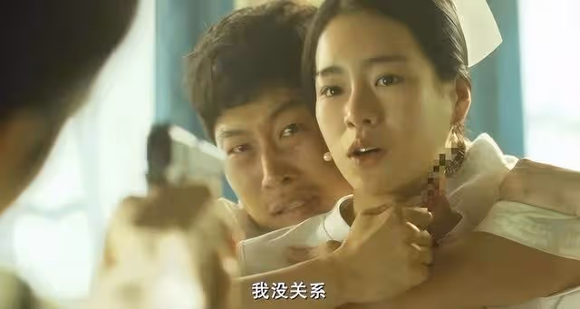9年前，她一脫成名，處女作被稱為「純欲教科書」