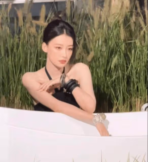 孫怡《頂樓》女主式穿搭被嘲：身材不像、氣質不行、哪都不像