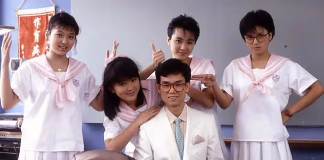 香港知名女星外形嚴重走樣，插足富商婚姻，與男友戀愛十年不結婚