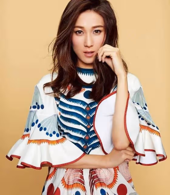 田亮葉一茜為15歲女兒慶生,森碟玩變裝視頻好驚艷,被贊像鍾嘉欣