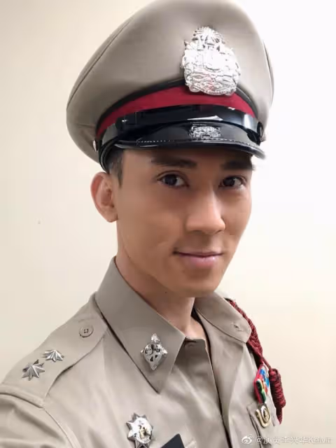 TVB離巢男星北上開店!親自開車送外賣毫無架子,曾續約遭拒絕