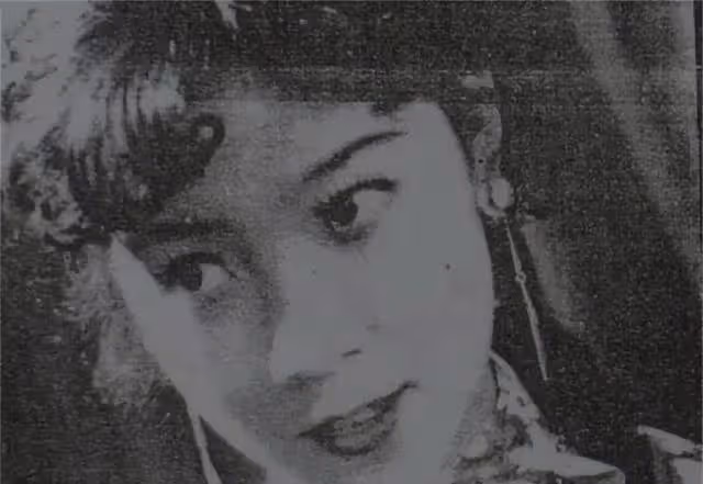 同是演「劉三姐」走紅,黃婉秋榮耀一生,她卻37歲被處決,為啥?