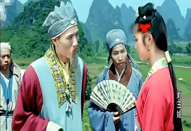 同是演「劉三姐」走紅，黃婉秋榮耀一生，她卻37歲被處決，為啥？