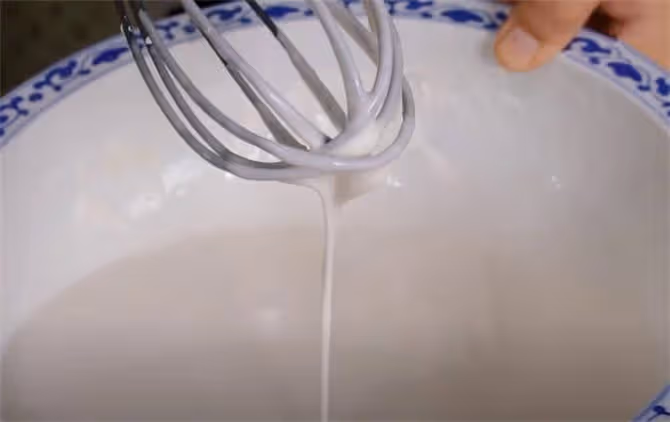 教你用碗蒸米糕，不用泡打粉，鬆軟香甜不粘牙，大米這樣做真好吃