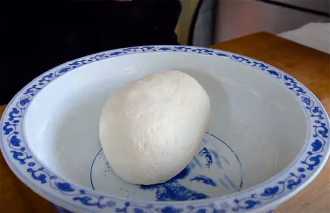 豆腐也能蒸包子，關鍵在調餡方法，香辣鮮美，這做法就是好吃