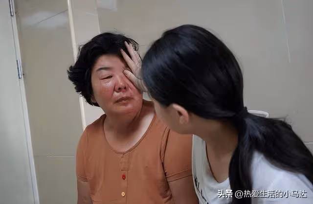 丈夫患癌去世後，讓我發現：在人性和利益面前，兒女也會變得無情