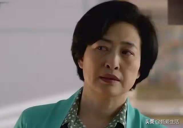 發現女兒出軌後,我做了三個決定彌補,女兒哭訴:媽,我不敢了