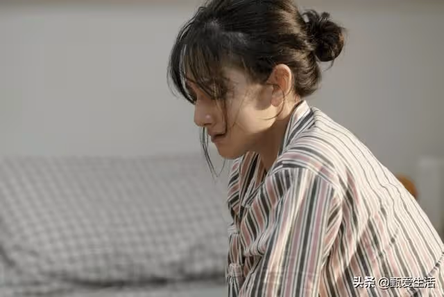 發現女兒出軌後,我做了三個決定彌補,女兒哭訴:媽,我不敢了