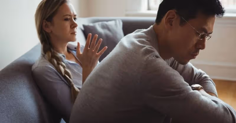 過年先要錢！丈夫想要回岳母借走的十萬塊，妻子：要了我怎麼做人