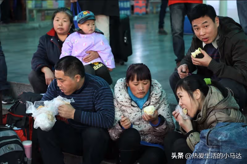 丈夫賺了百萬不讓說,我沒聽勸透露給了父母,一年後讓我後悔不已