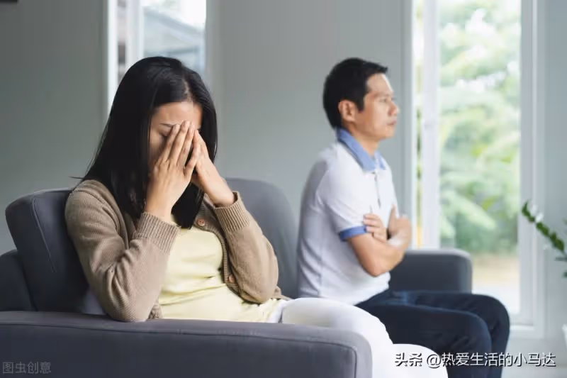 丈夫賺了百萬不讓說,我沒聽勸透露給了父母,一年後讓我後悔不已