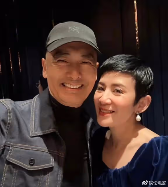 楊紫瓊帶著小金人回香港,宴請眾好友,周潤發陳可辛甄子丹等出席