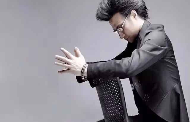「夫妻本是同林鳥」，但對不起，章子怡這次救不了汪峰