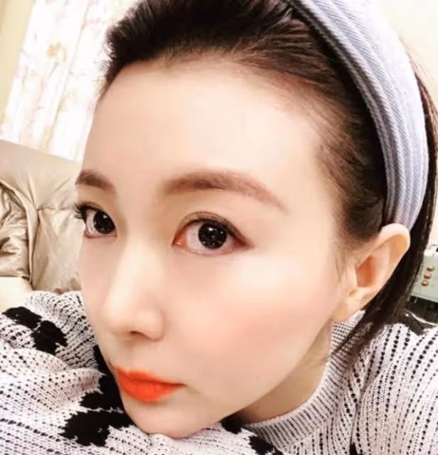 好心做壞事！TVB前女星帶女兒郊外大量放生牛蛙，被網友批沒常識