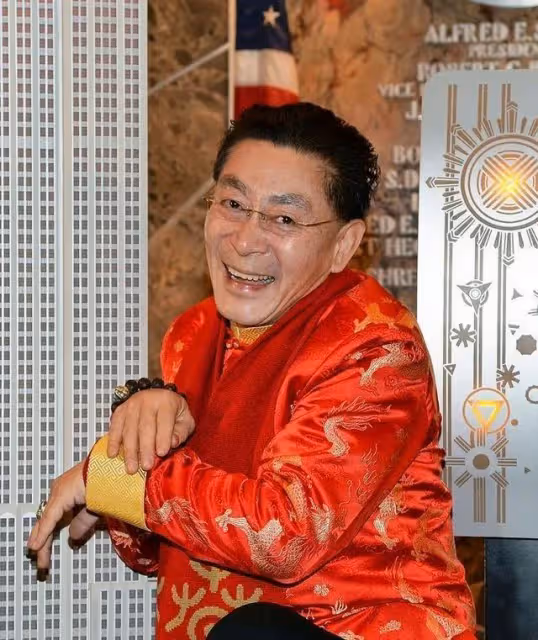 他是我國唯一一個擁有兩個合法身份證的人，他名字的由來你知道嗎