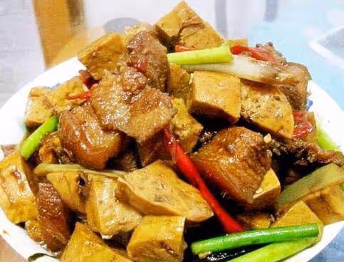 清明過後教你幾道解饞開胃的下飯菜，好吃不油膩，家人吃的美滋滋