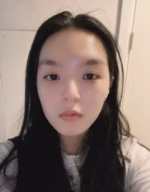 李詠女兒曬自拍,法圖麥越長越像父親,母女同在美國還線上對話