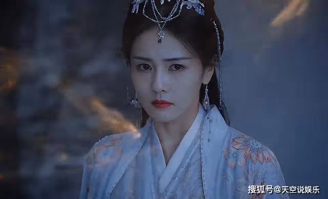《長月燼明》葉夕霧拿到傾世之玉,還能復活蚌族嗎?桑酒要失望了